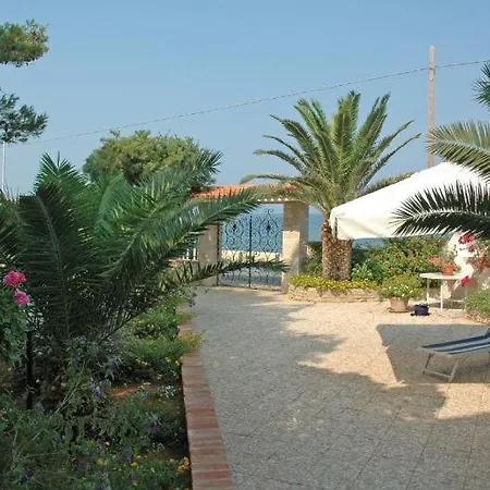 Sleeps 16 * Marsala