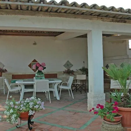 Villa Sleeps 16